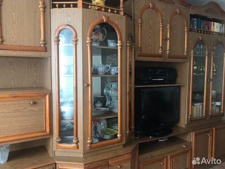 Стенка в гостиную