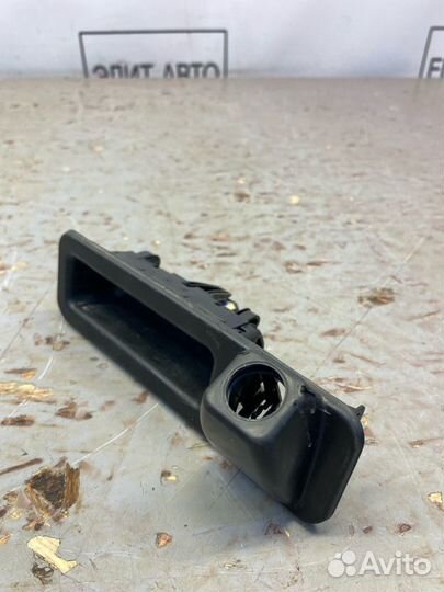 Кнопка открывания багажника Bmw 5 G30 2.0 2021