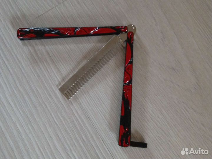 Нож бабочка расческа