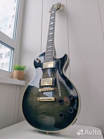 Электрогитара Gibson - Les Paul Custom Cobra burst