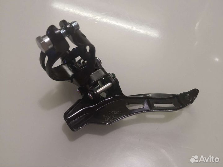 Передний переключатель shimano