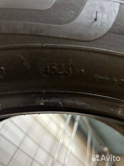 Viatti Strada Asimmetrico V-130 215/55 R17