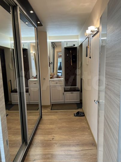 2-к. квартира, 43 м², 3/5 эт.