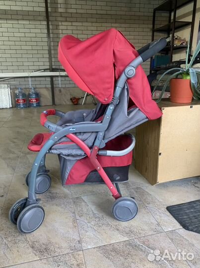 Прогулочная коляска chicco simplicity