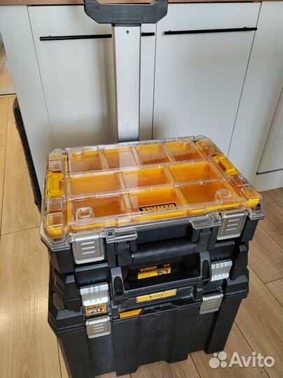Кейс dewalt