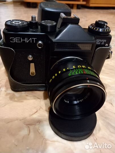 Пленочный фотоаппарат зенит