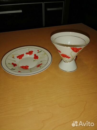 Чашка с блюдцем