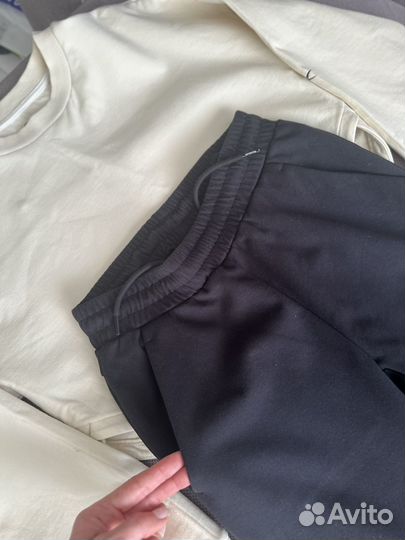 Спортивный костюм reebok женский. S