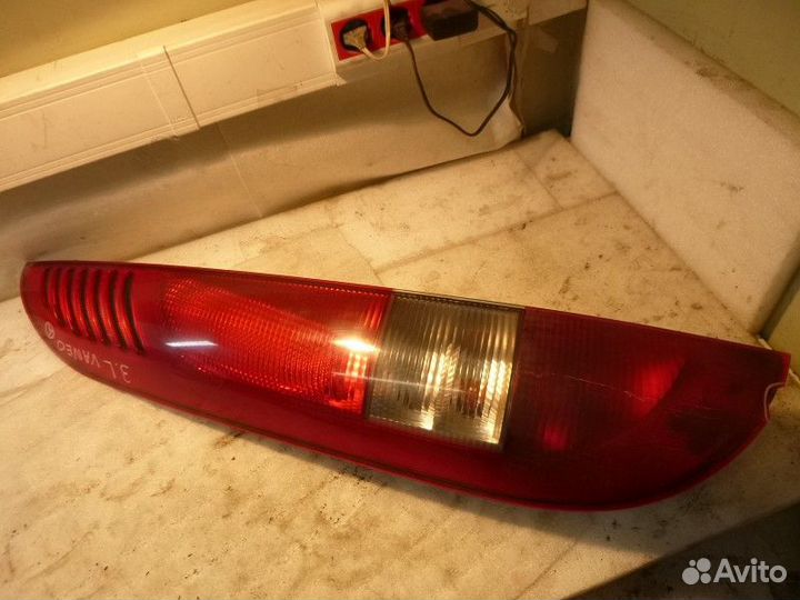 Фонарь задний левый mercedes-benz vaneo vaneo W414 2001-2006