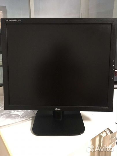 Монитор LG flatron