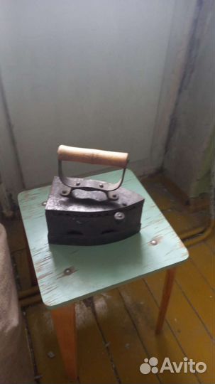 Утюг чугунный старинный