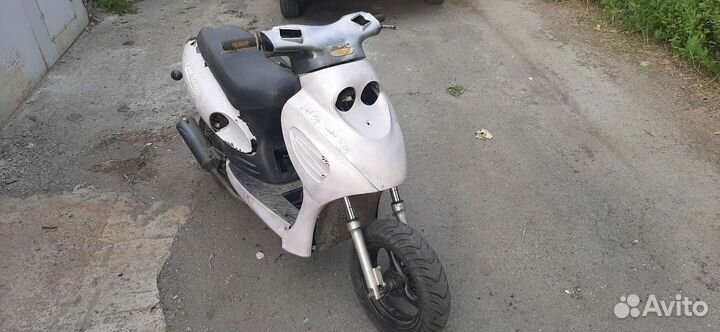 Скутер Racer sagita