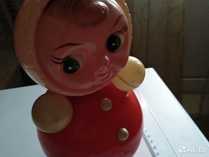 Игрушка неваляшка