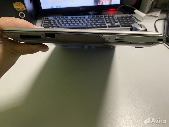 Ноутбук Samsung 530u