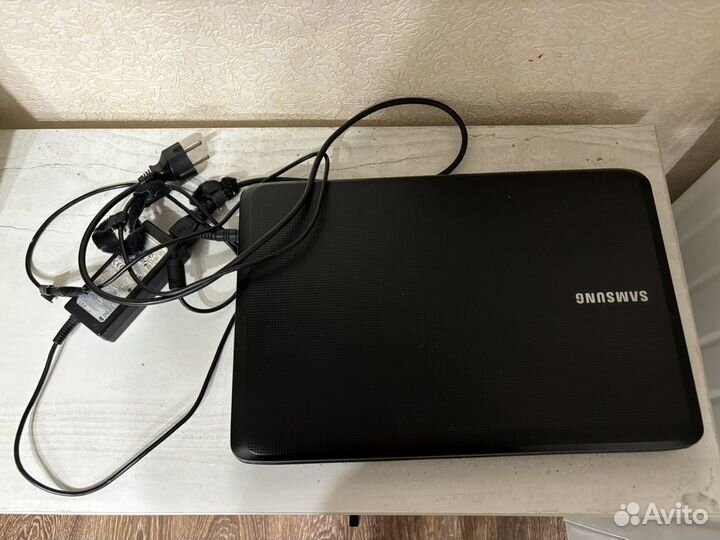 Ноутбук samsung R530