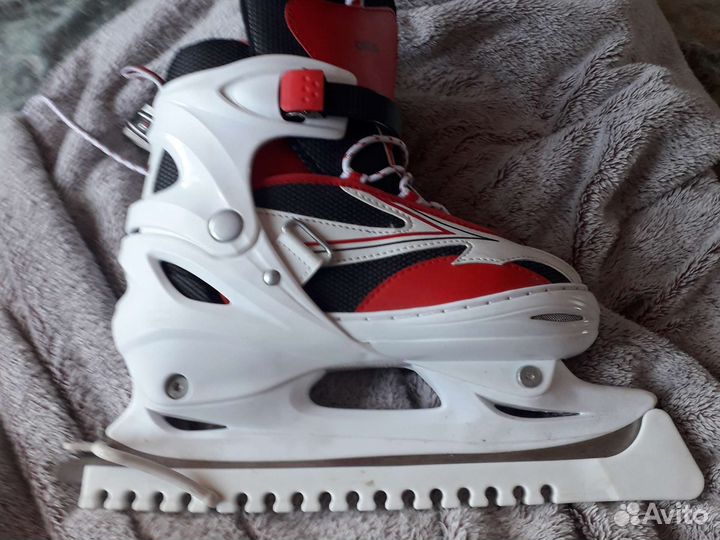 Коньки фигурные