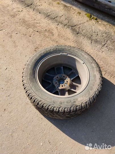 Toyo 310 235/60 R17 102H