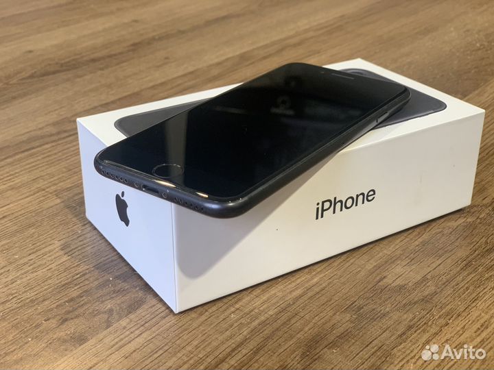 iPhone 7, 128 ГБ