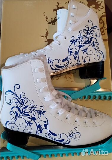 Коньки женские