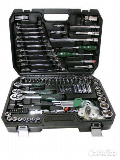 Набор инструментов для авто 121 предмет