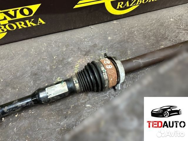 Полуось передняя правая (приводной вал, Volvo XC60 2016