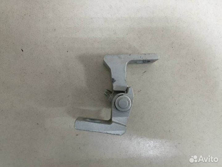 Петля двери Volkswagen Tiguan 5N2 2011-2016