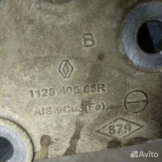 Опора двигателя правая Renault Logan 2