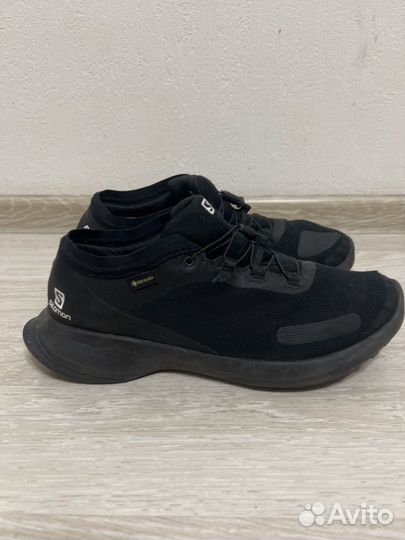 Горные кроссовки Salomon Gortex