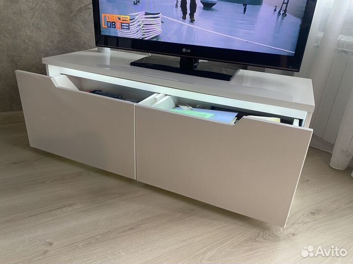 Тумба под телевизор