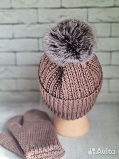 Шапка и варежки