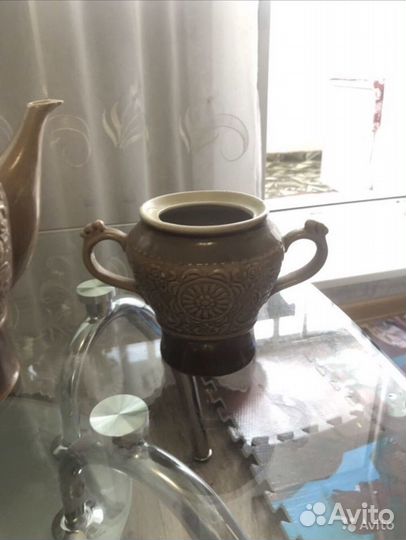 Кувшин и сахарница