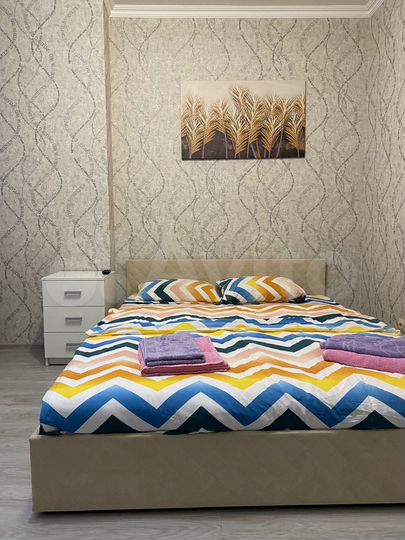 1-к. квартира, 42 м², 10/25 эт.