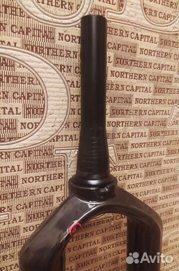 Вилка жесткая карбоновая 27.5/29