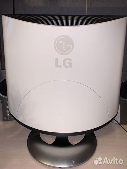 Монитор LG flatron L1940BQC