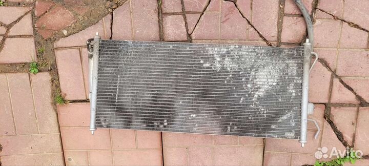 Радиатор кондиционера nissan almera n16