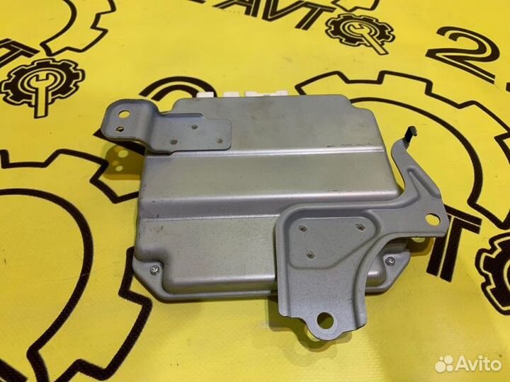 Блок управления рулевой рейкой Lexus Gs430 UZS190