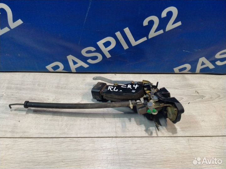 Замок двери задний левый Toyota Cresta JZX100