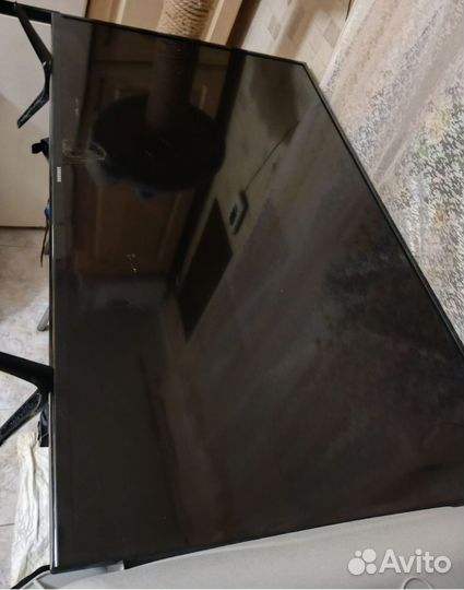 Не рабочий Телевизор samsung UE43J5272AU