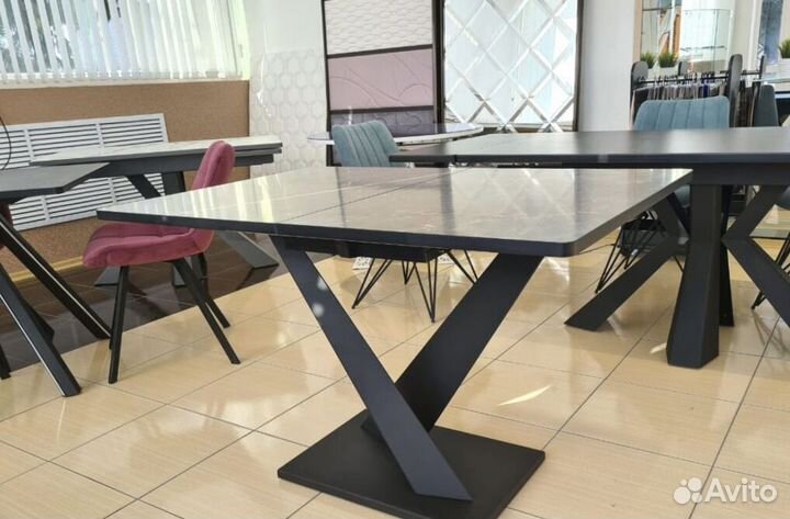 Стол повашимразмерам SVR-41427