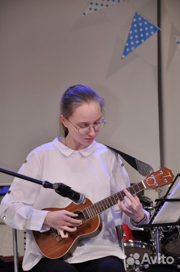 Уроки игры на укулеле