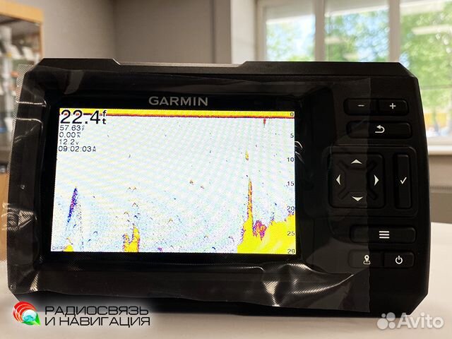 Эхолот Garmin Striker Vivid 5 CV