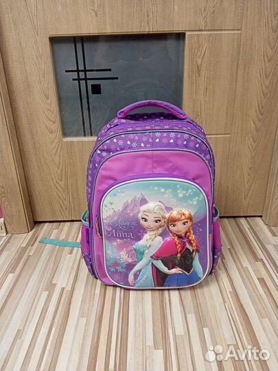 Школьный рюкзак