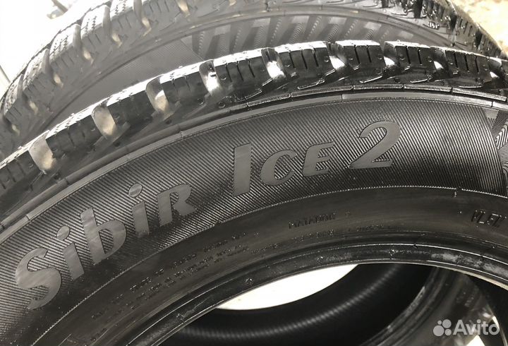 Matador MP 30 Sibir Ice 2 215/60 R16