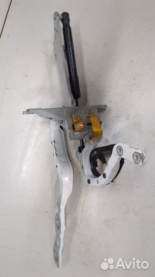 Петля крышки багажника левая BMW 5 G30, G31, 2019