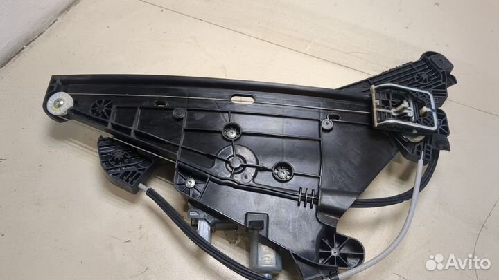 Стеклоподъемник электрический левый передний Peugeot 208, 2021