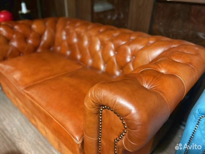 Кожаный диван честер
