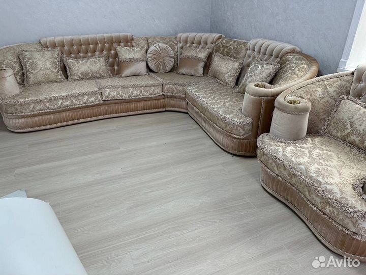 Угловой диван с креслом бу