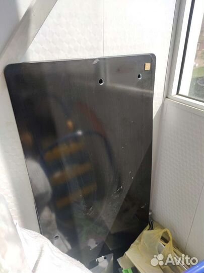 Стеклянная тумба под тв