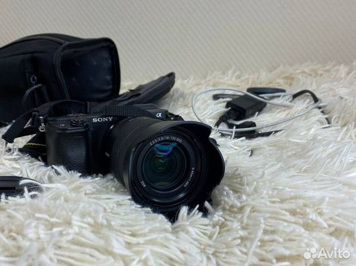 Фотоаппарат sony a6400 + объектив 18-135mm