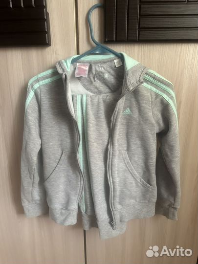 Спортивный костюм adidas